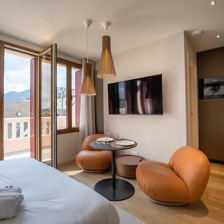 Le Nid Du Favre I - Charming Studio With Stunning Lake View Annecy Buitenkant foto